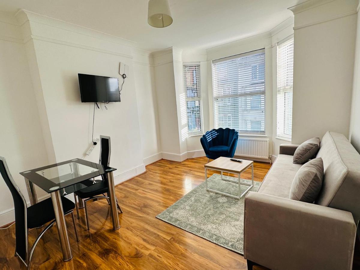 Newley Refurbished One Bedroom Flat Hastings Eksteriør bilde